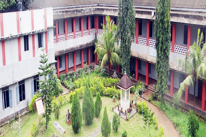 https://cache.careers360.mobi/media/colleges/social-media/media-gallery/8457/2020/1/8/Campus View of Sree Sankara College Kalady_Campus View.jpg